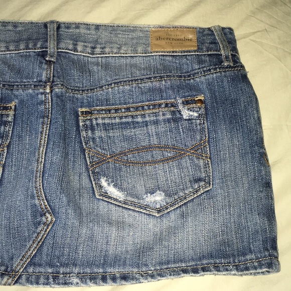 ABERCROMBIE MINI SKIRT - Picture 2 of 8
